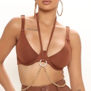 Fashion nova Something to link about chain top